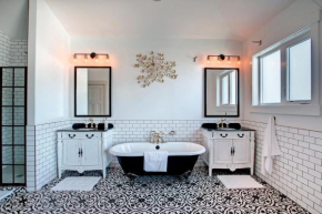 Luxury Inner City Home